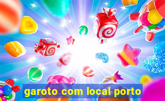 garoto com local porto